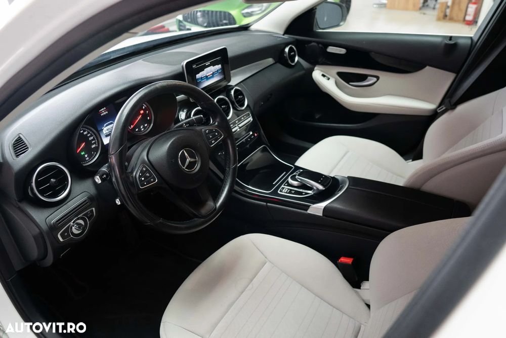 Mercedes-Benz C 180 9G-TRONIC Avantgarde - 11