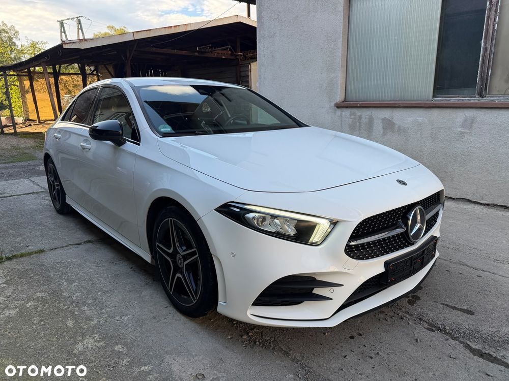 Mercedes-Benz Klasa A 200 7G-DCT AMG Line - 24