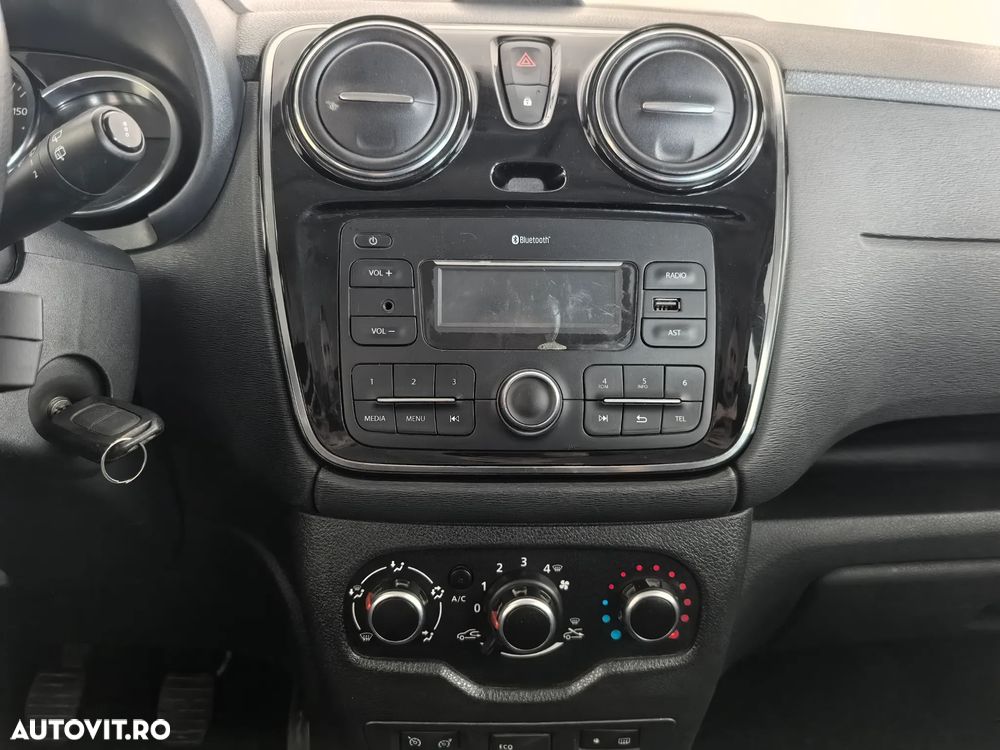 Dacia Lodgy 1.5 dCi 90 CP Ambiance - 13