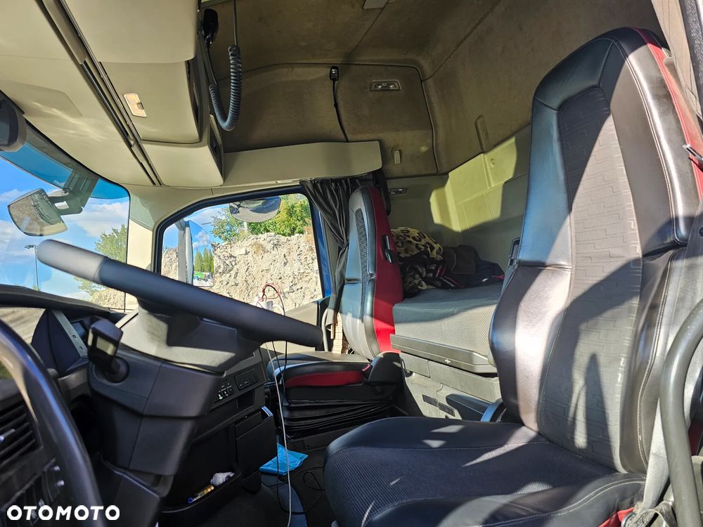 Volvo FH - 11