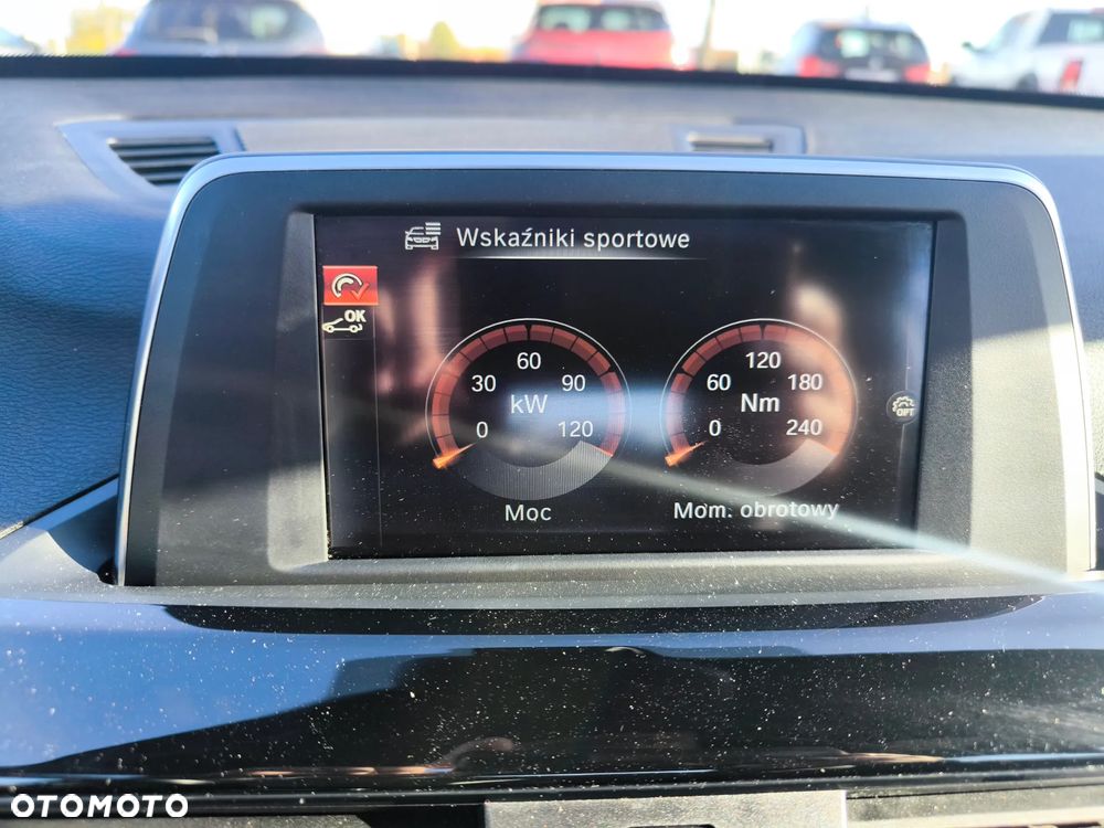BMW X1 sDrive18i xLine - 22