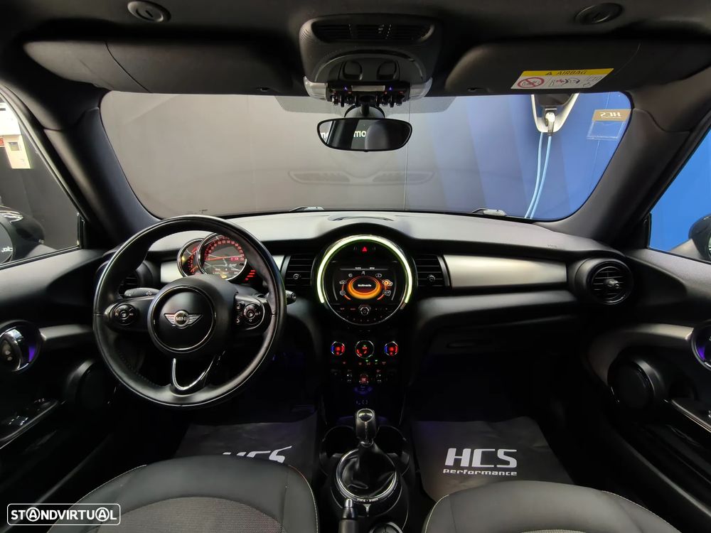 MINI 3 Portas One D - 22