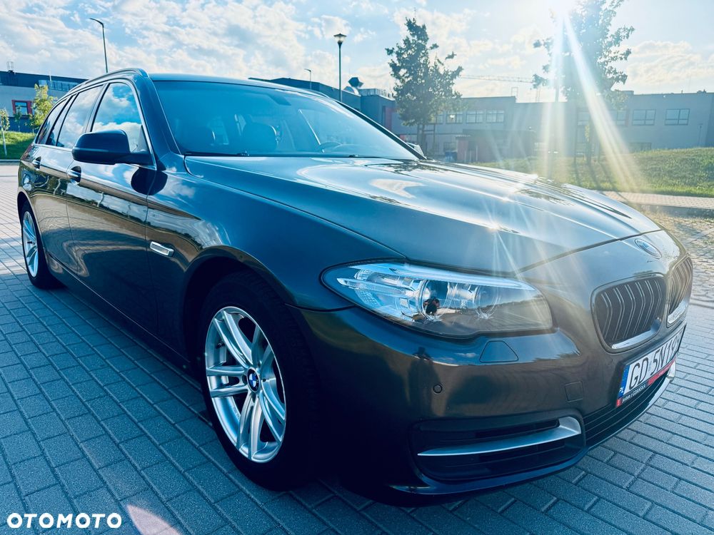 BMW Seria 5 518d Luxury Line - 3