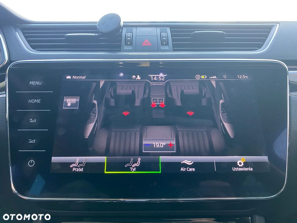 Skoda Superb 2.0 TDI SCR L&K DSG - 15