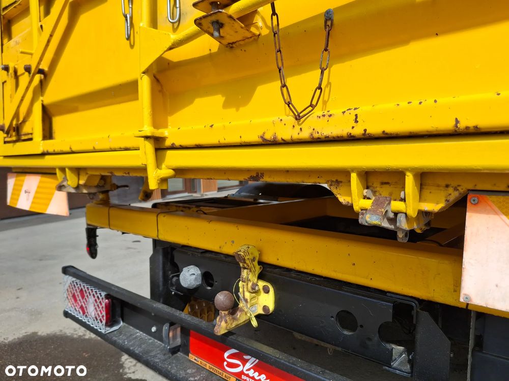 Renault D7.5 Wywrotka Kipper 3 Strony Hak Euro 6 2015r 3 Miejsca Skrzynia Dzielone Burty Bliźniak 7500 KG - 37