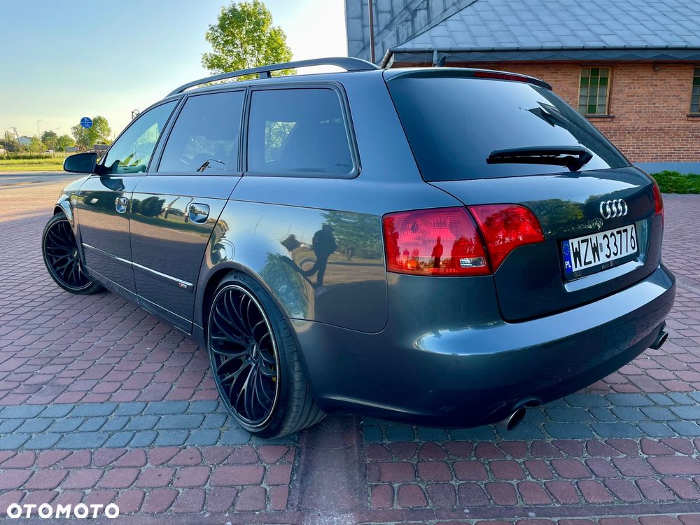 Audi A4 Avant 2.0T FSI - 11