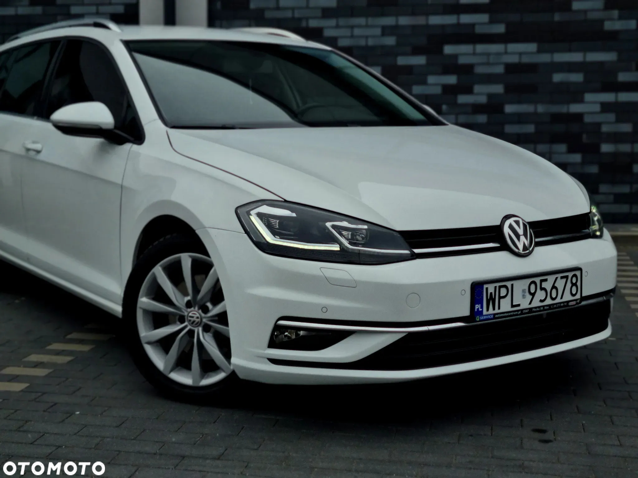 Volkswagen Golf 2.0 BlueTDI DSG Highline - 4
