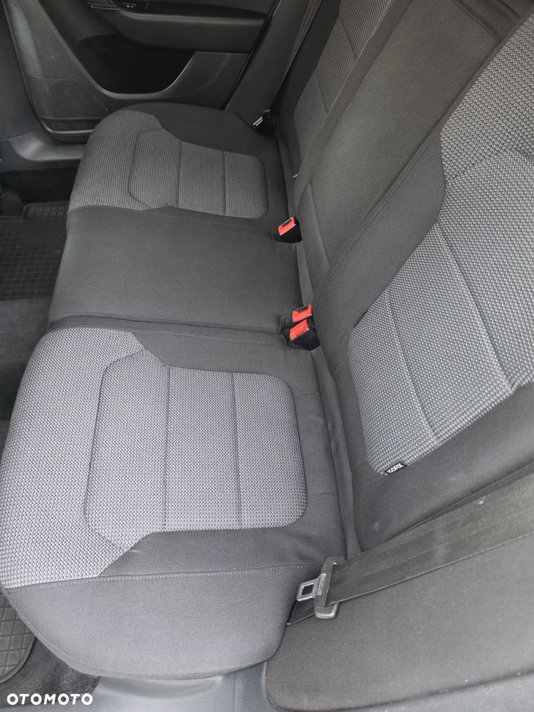 Volkswagen Passat 2.0 TDI DPF Comfortline - 2