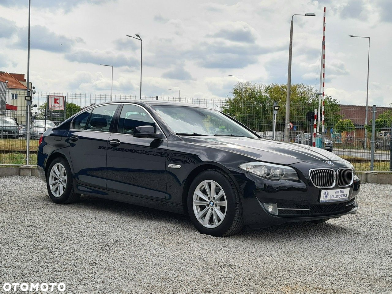BMW Seria 5 520d - 8