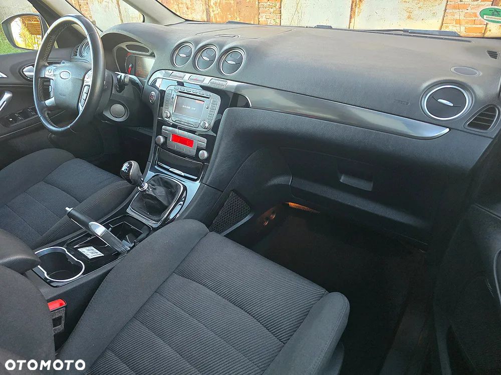 Ford Galaxy 2.2 TDCi Titanium - 28