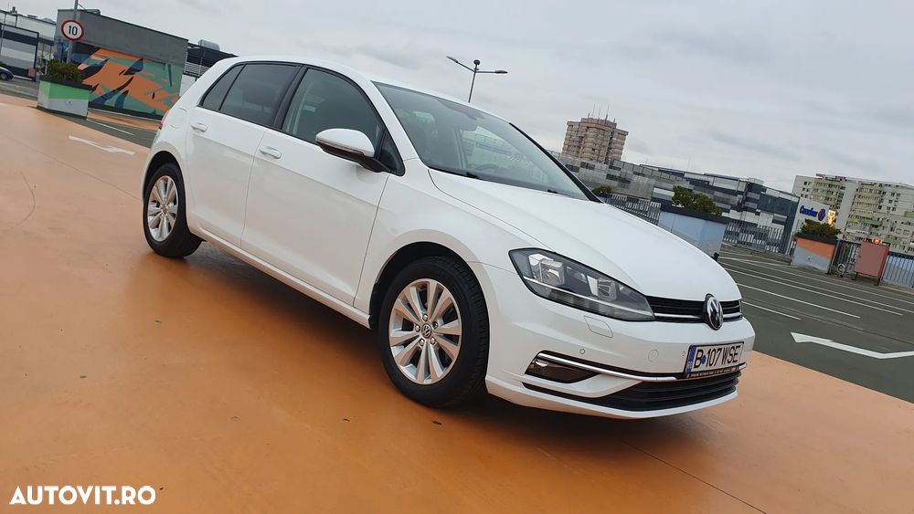 Volkswagen Golf 1.0 TSI Comfortline - 2
