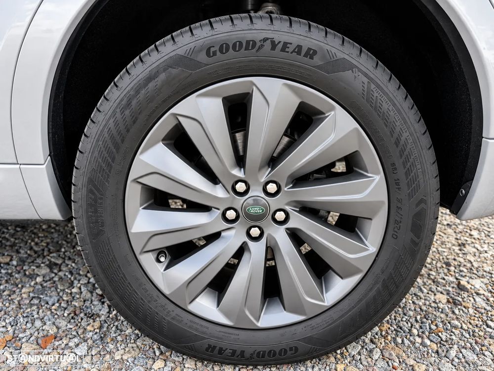 Land Rover Discovery Sport 2.0 D AWD R-Dynamic SE - 20