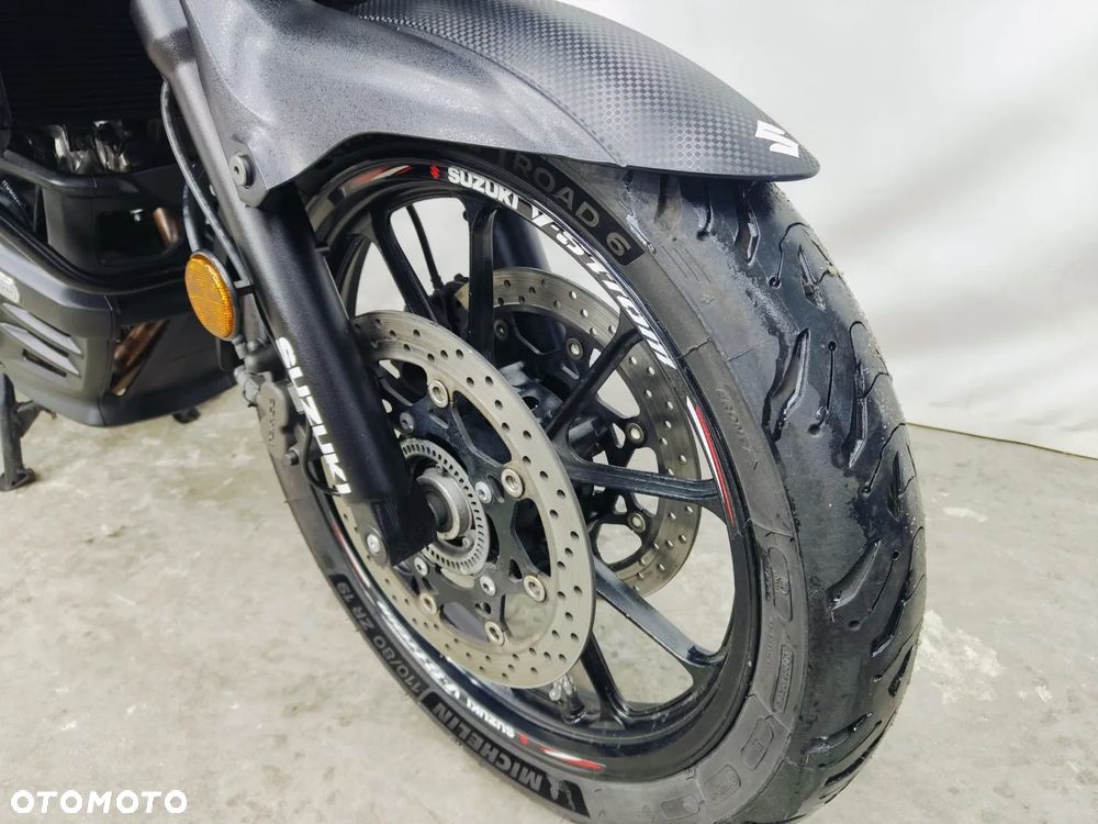 Suzuki DL - 3
