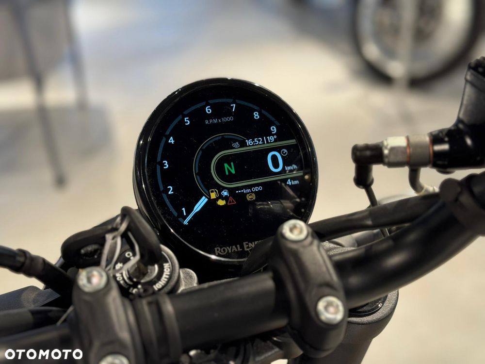 Royal Enfield Guerrilla - 10