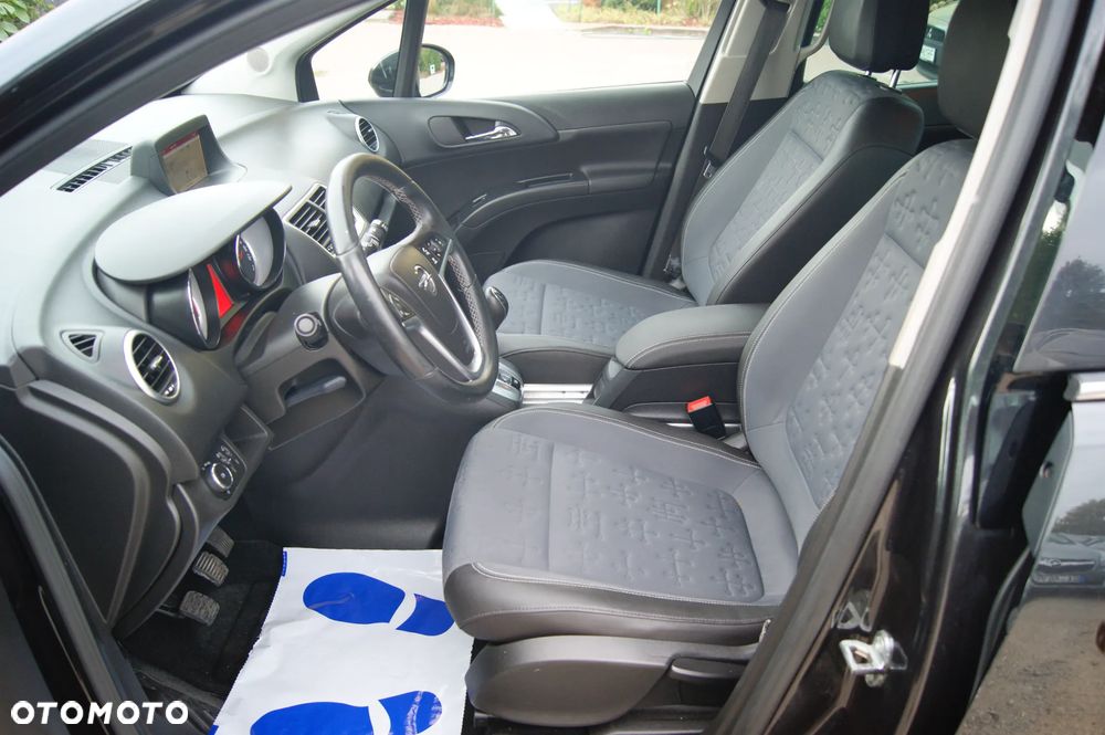 Opel Meriva 1.4 Innovation - 17
