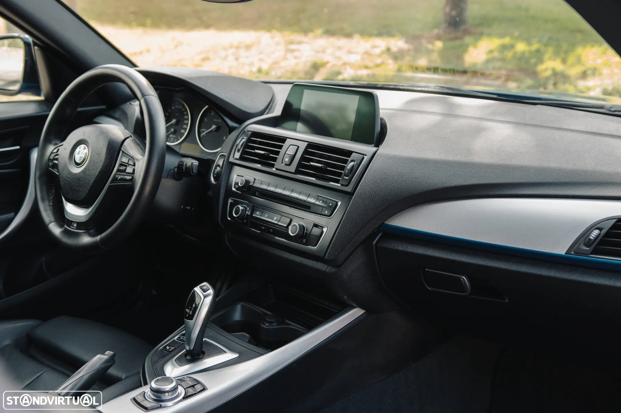 BMW 116 dA Pack M - 8