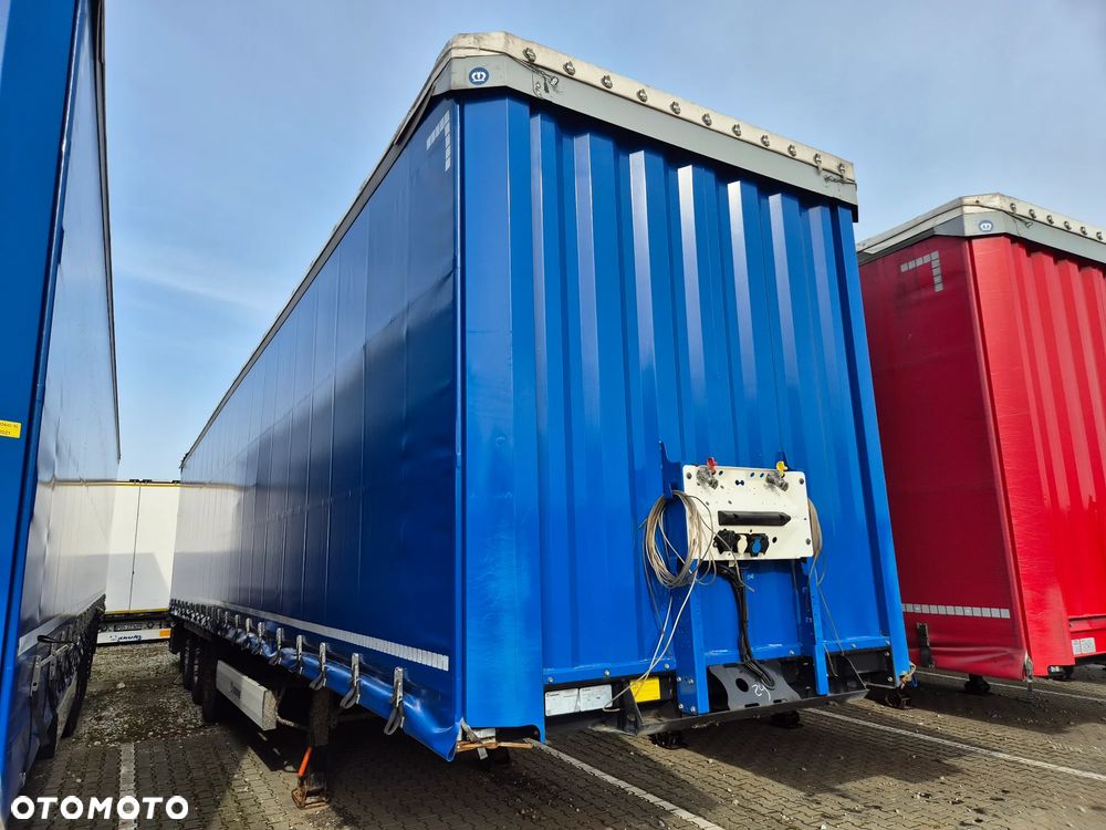 Krone Standard 2021, Dach podnoszony - 1