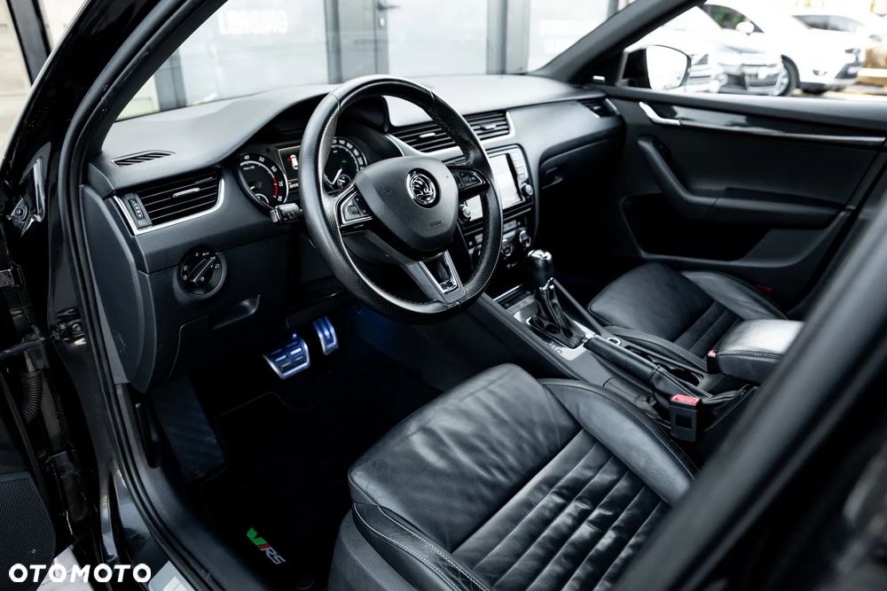 Skoda Octavia 2.0 TSI (Green tec) DSG RS - 16