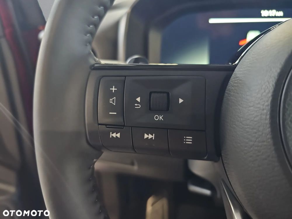 Nissan Qashqai 1.3 DIG-T MHEV N-Connecta Xtronic - 12