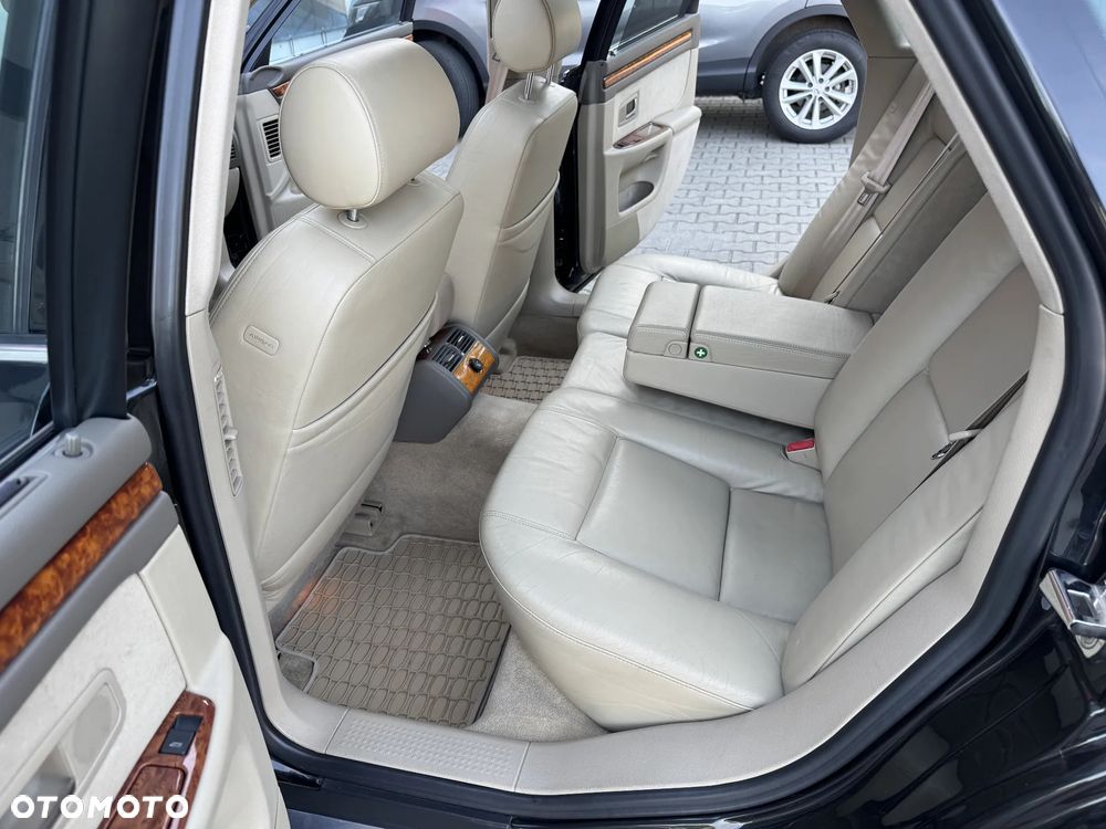 Audi A8 - 15