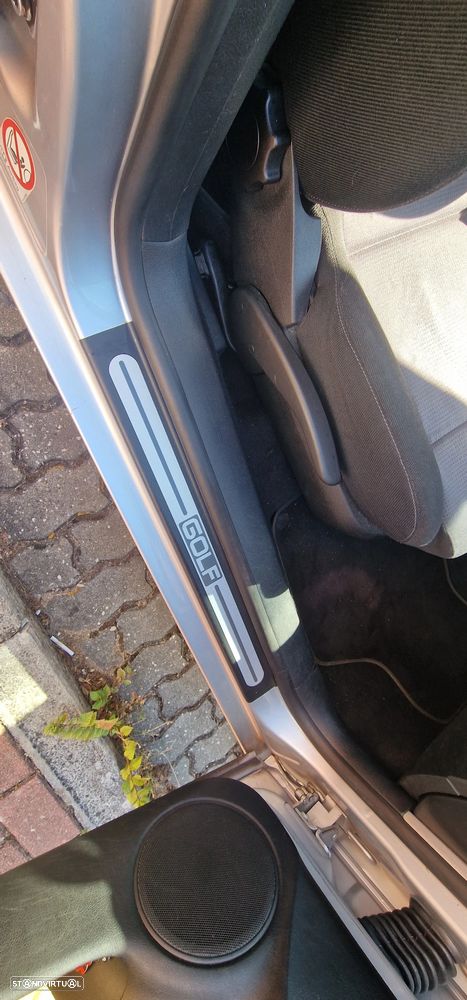 VW Golf 1.4i Confortline - 10