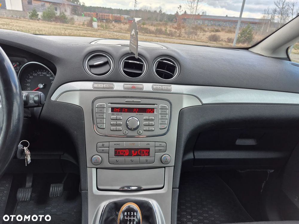 Ford S-Max 1.8 TDCi Trend - 11