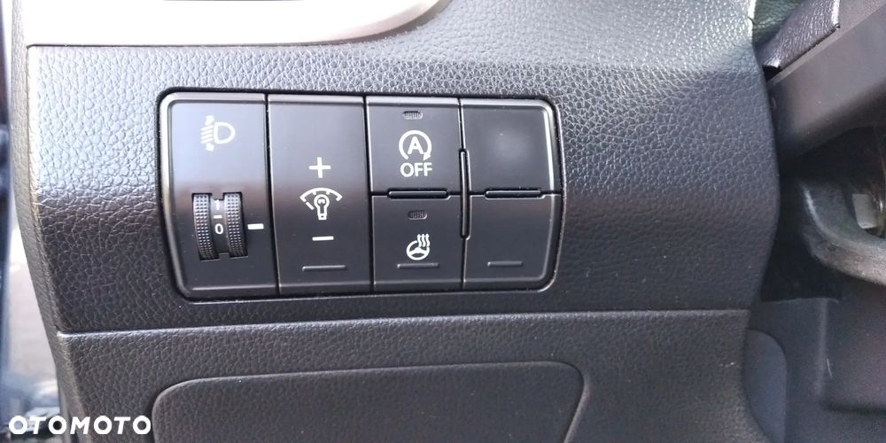 Hyundai i30 blue 1.6 GDI Trend - 21