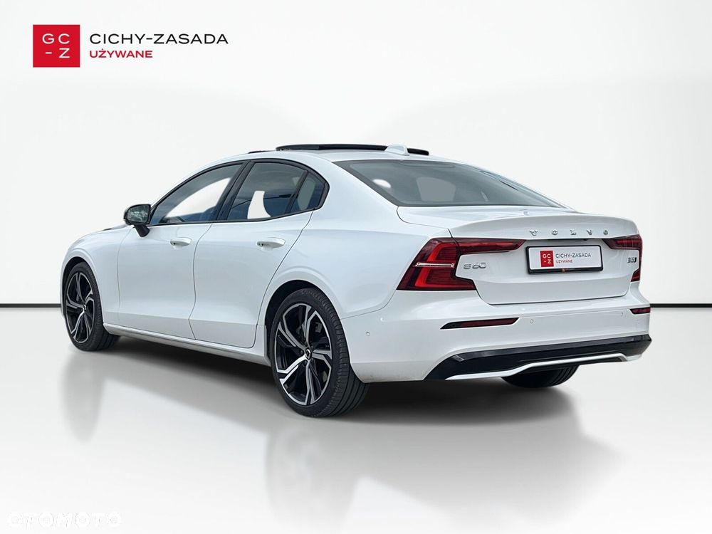 Volvo S60 B5 B AWD Ultimate Dark - 3