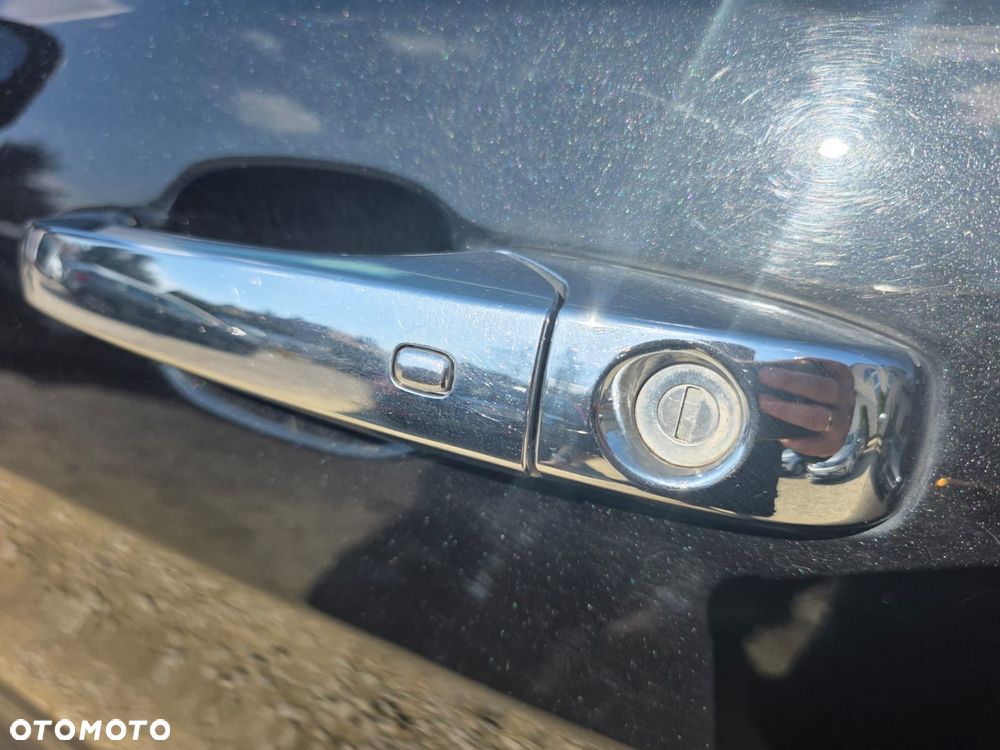 Jeep Grand Cherokee - 25