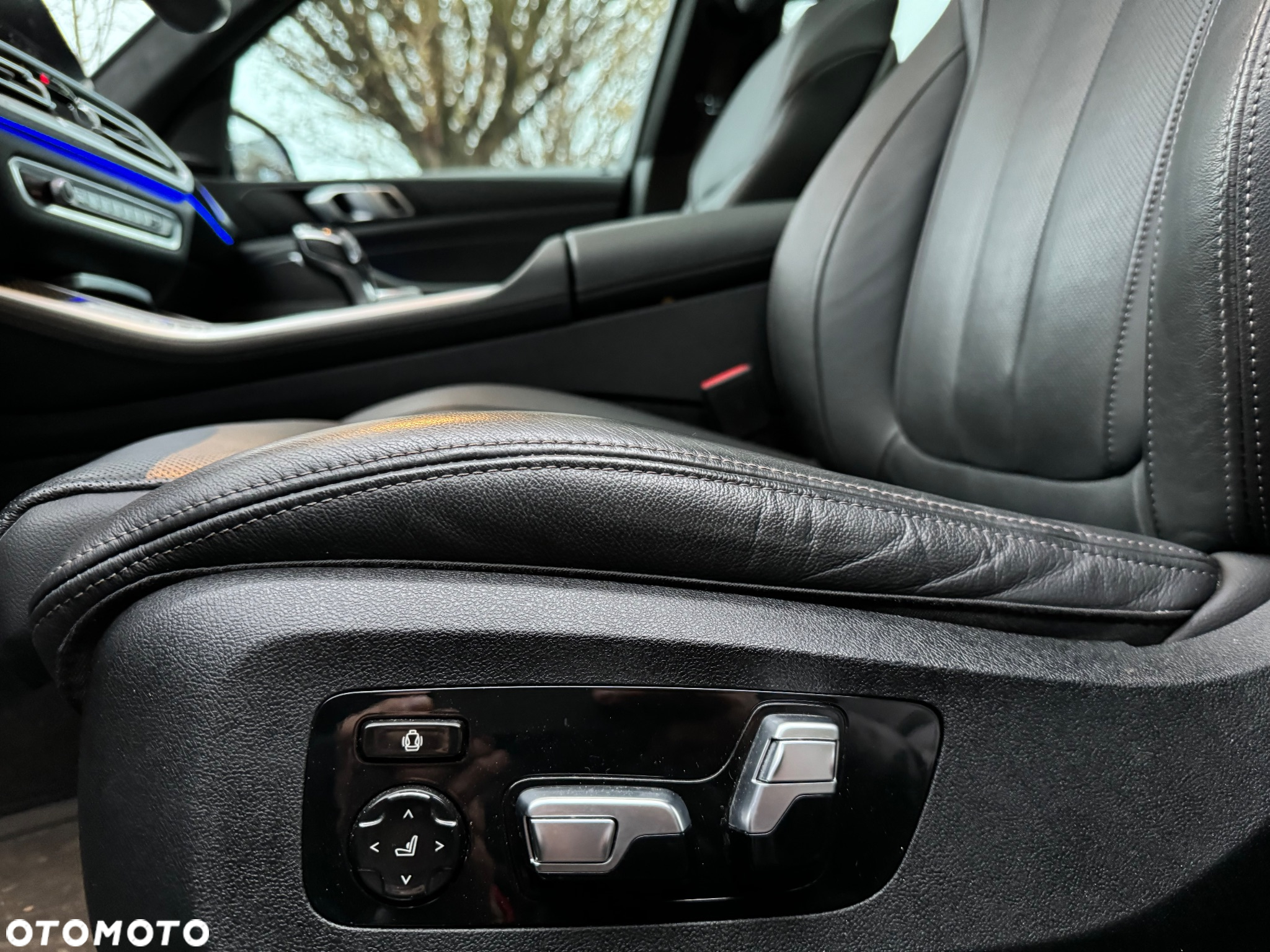 BMW X5 M M50i - 20