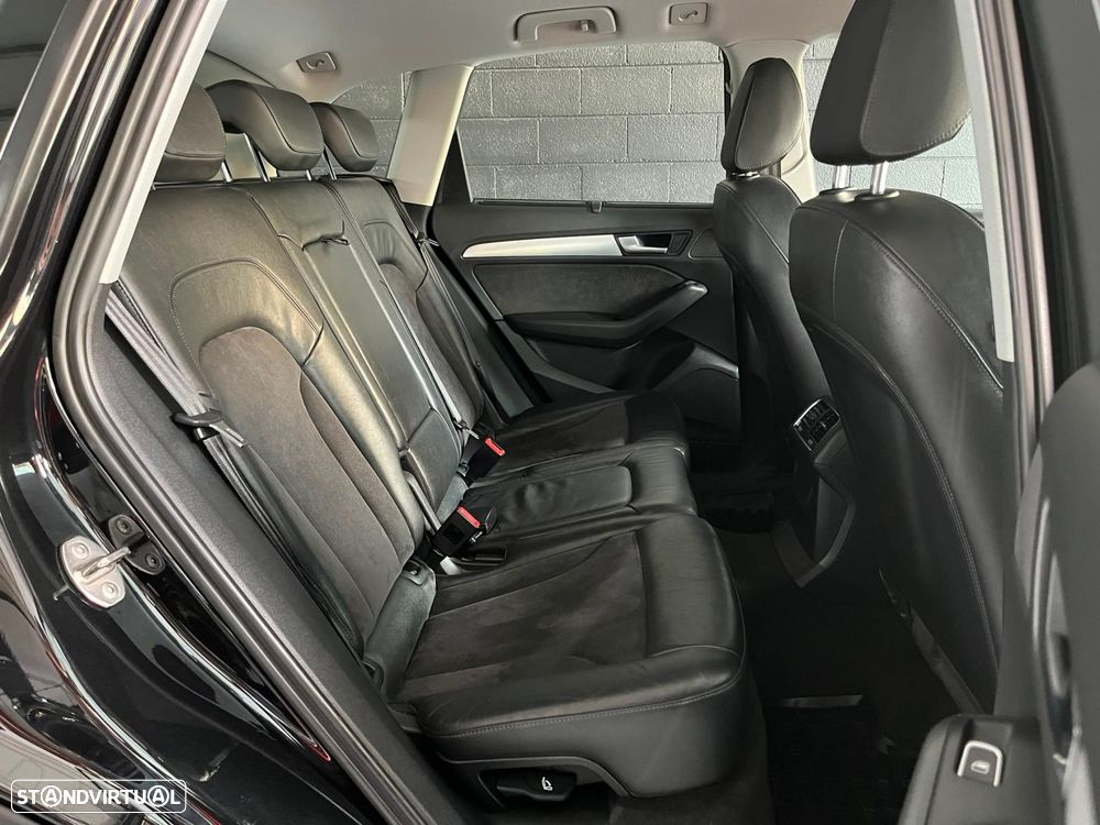 Audi Q5 2.0 TDI Business Line S-line - 13
