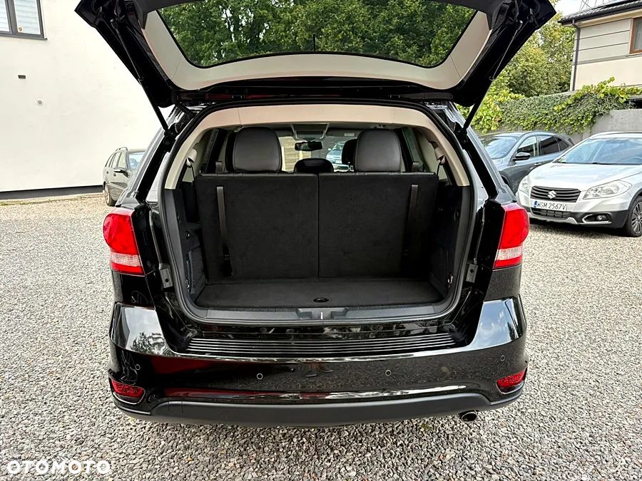 Fiat Freemont 2.0 Multijet Lounge AWD - 12