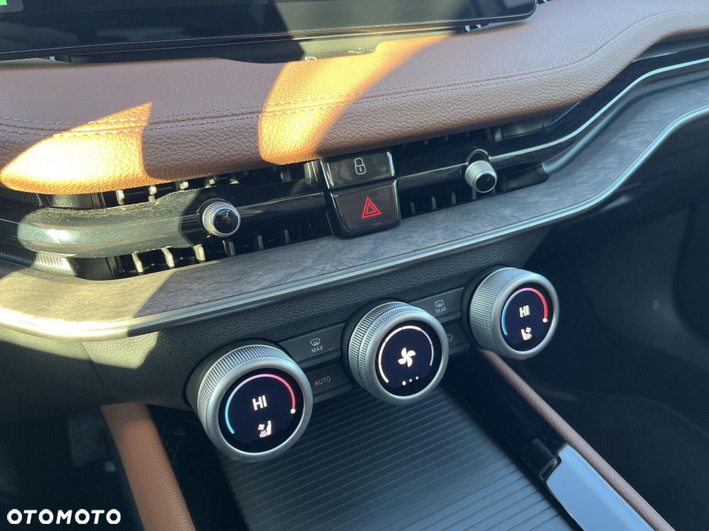 Skoda Superb 2.0 TSI 4x4 L&K DSG - 36