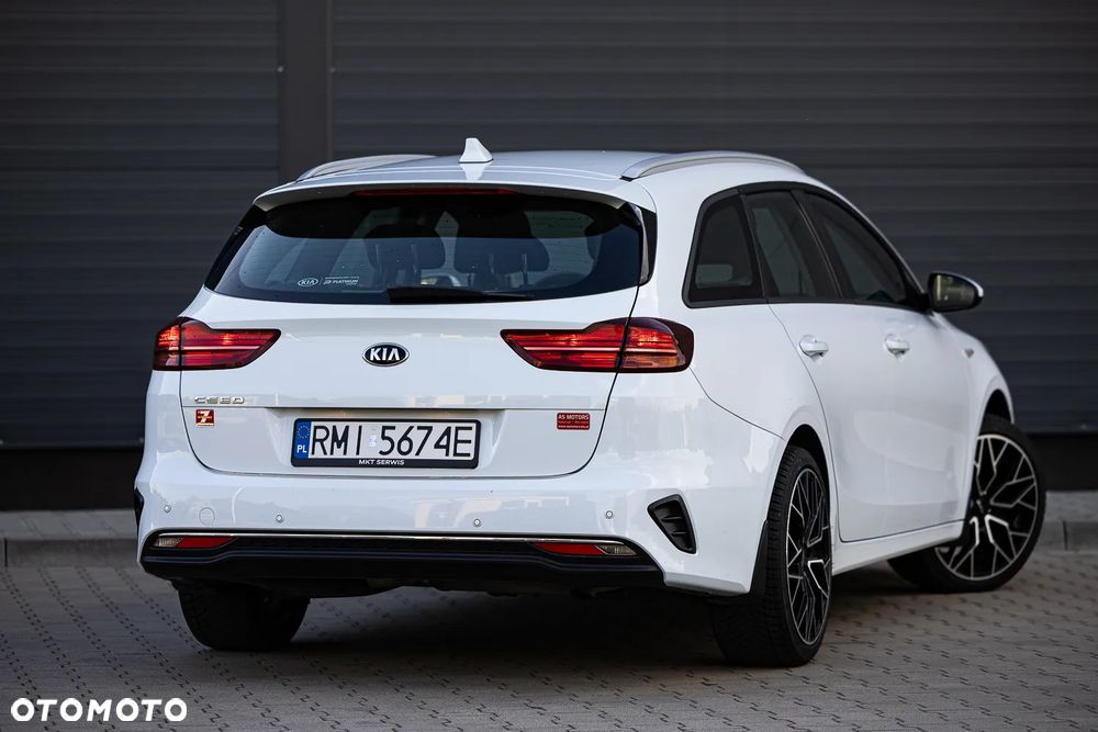 Kia Ceed 1.6 CRDi SCR GT-Line - 7