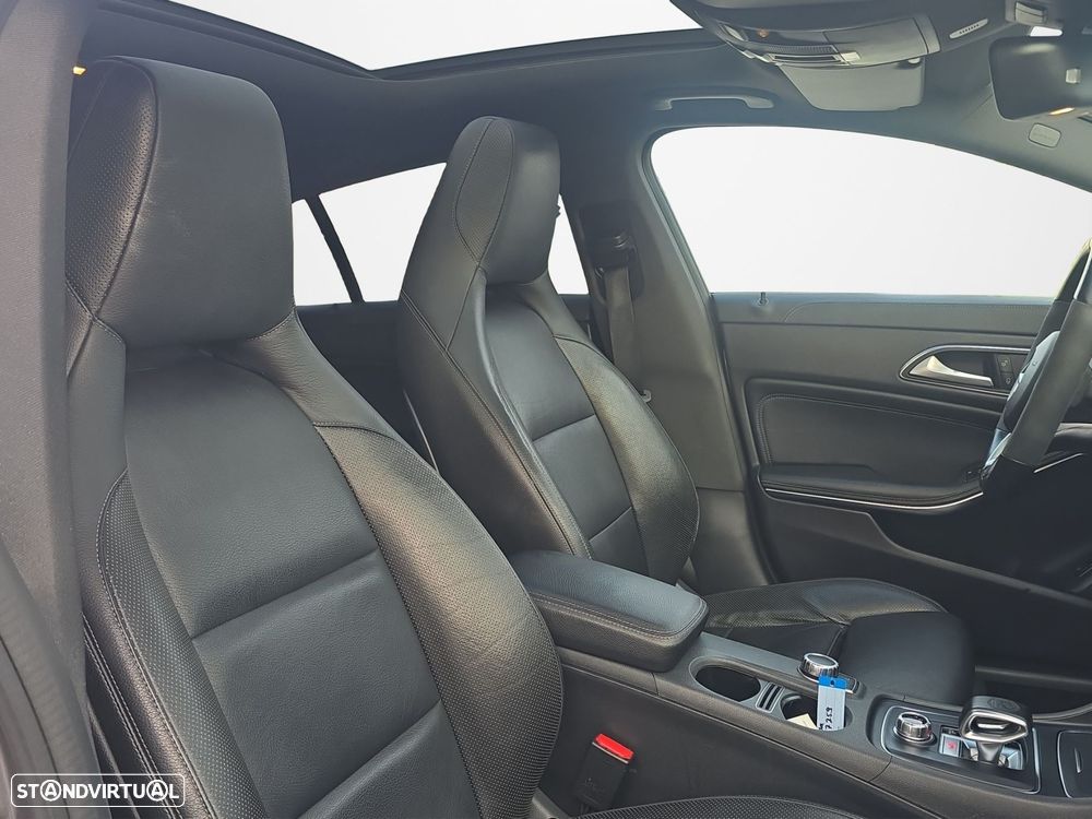Mercedes-Benz CLA 45 AMG - 18