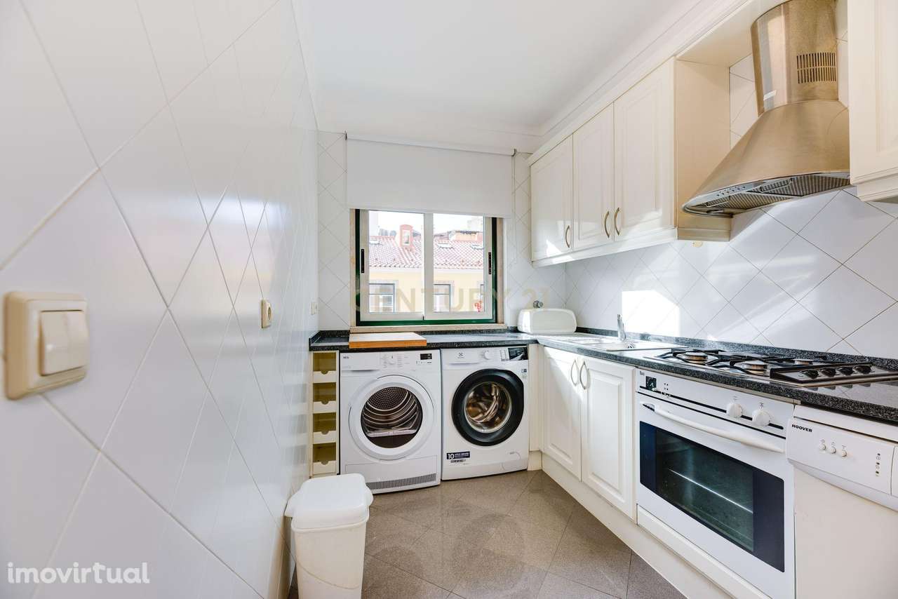 T2 com estacionamento | Rua de São Bento | Viva no Centro de Lisboa - Grande imagem: 5/29