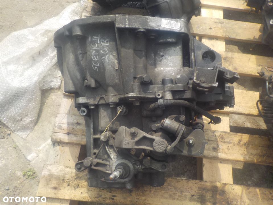 RENAULT SCENIC II 2.0 16V SKRZYNIA BIEGÓW
