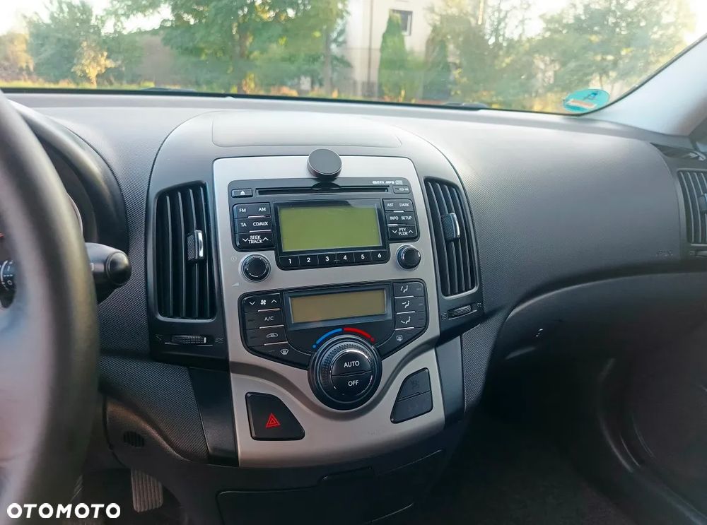 Hyundai i30 i30cw 1.4 blue Comfort - 23