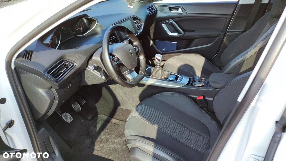 Peugeot 308 - 6