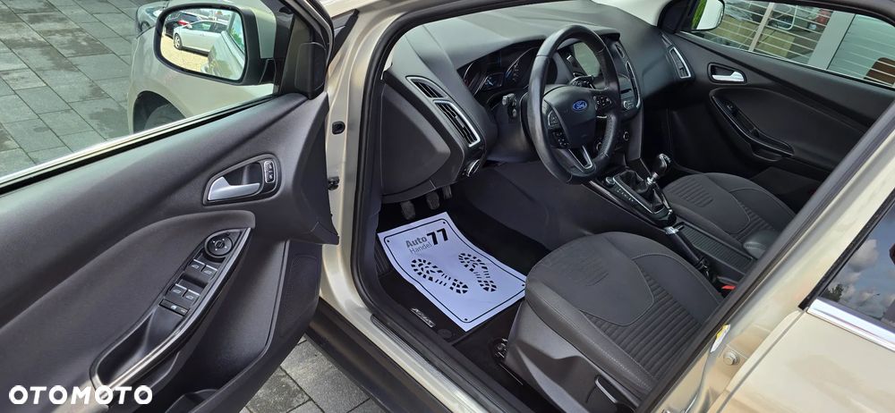 Ford Focus 1.5 EcoBoost Titanium ASS - 7