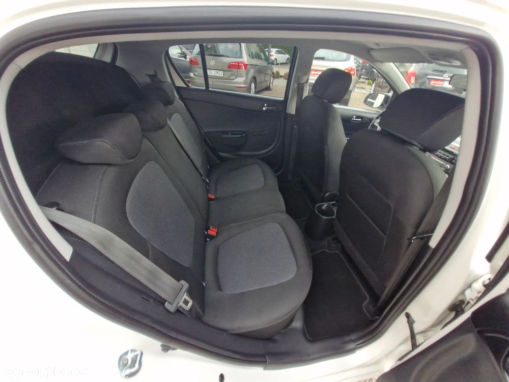 Hyundai i20 - 22