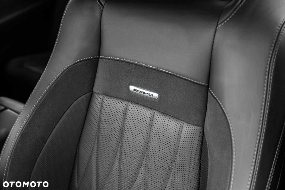 Mercedes-Benz GLE - 28