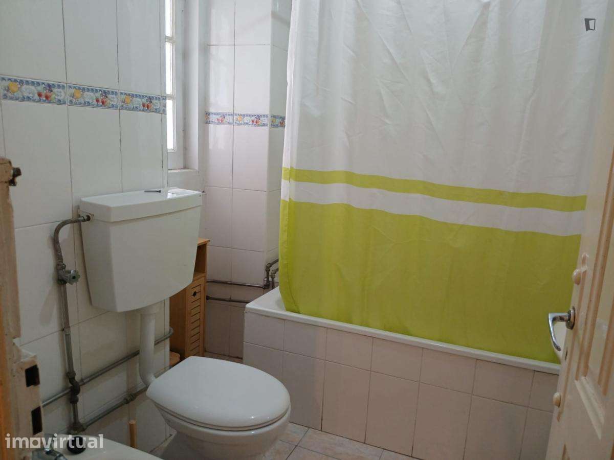 Quarto - localizado em São Jerónimo Coimbra - Grande imagem: 5/8
