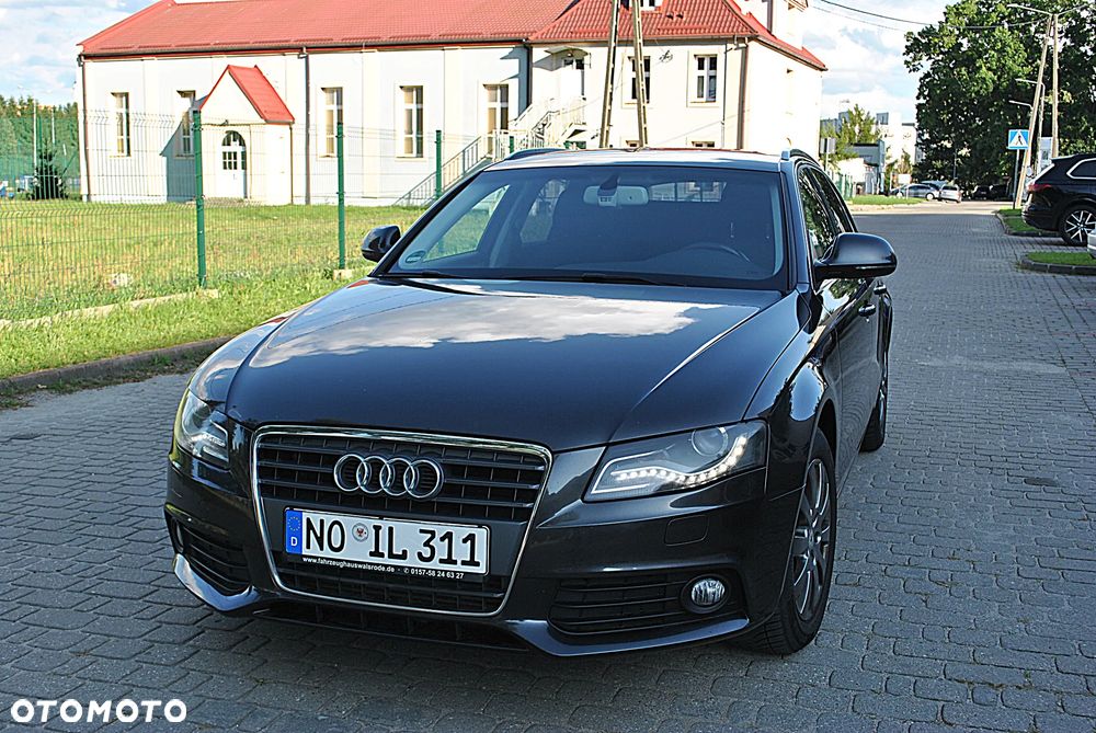 Audi A4 Avant 2.0 TDI DPF S line Sportpaket - 1