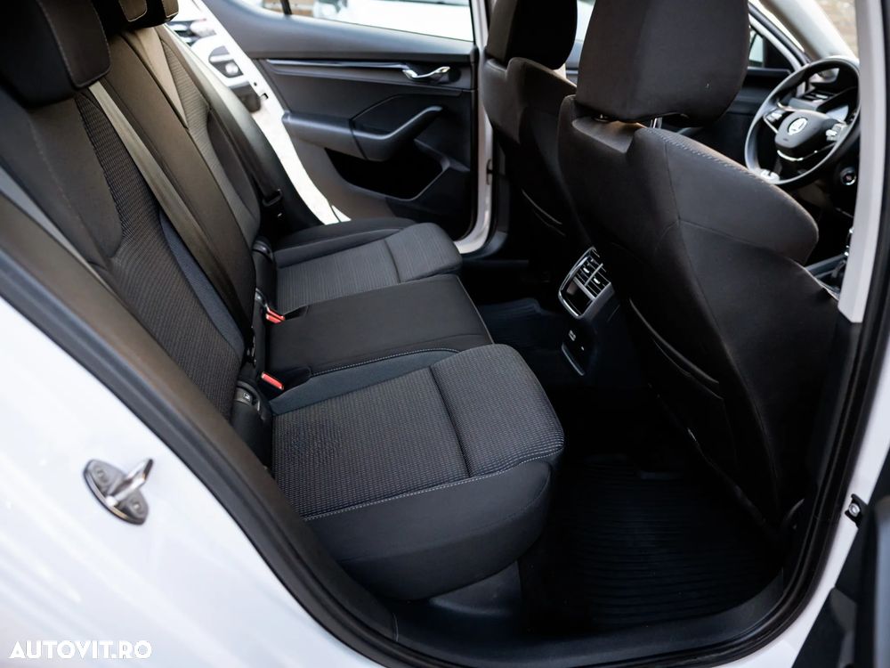 Skoda Octavia 2.0 TDI Style - 23