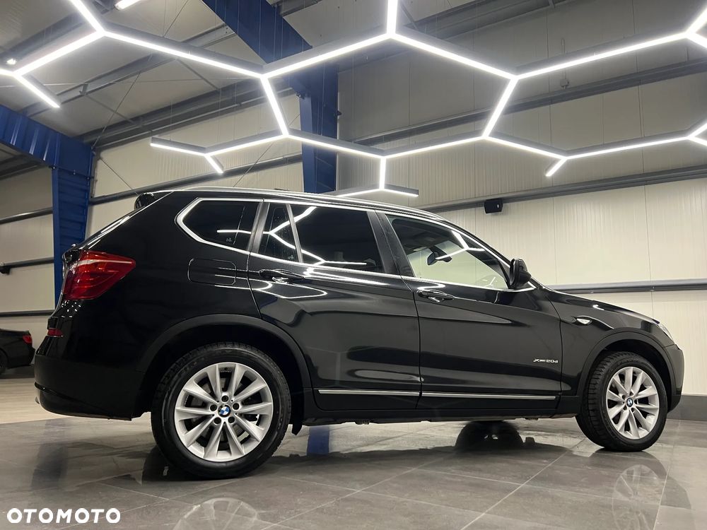BMW X3 xDrive20d - 17