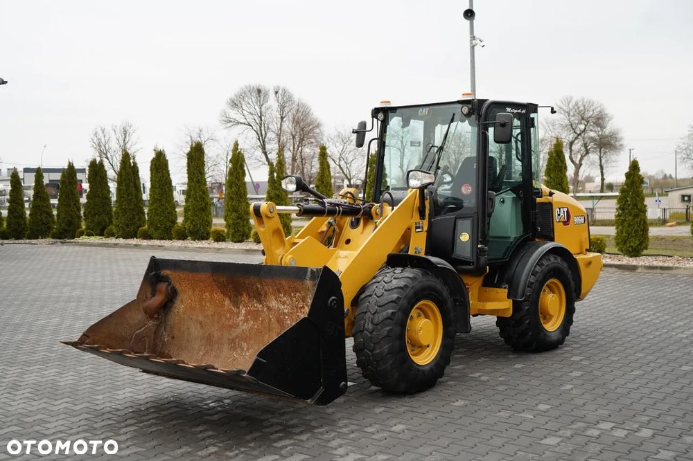 Caterpillar 906 M / ŁADOWARKA  CZOŁOWA / 2020 R / - 9