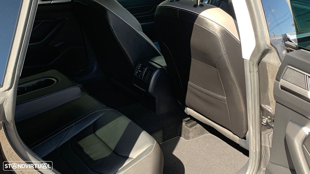 VW Arteon Shooting Brake 1.4 eHybrid OPF DSG Elegance - 28