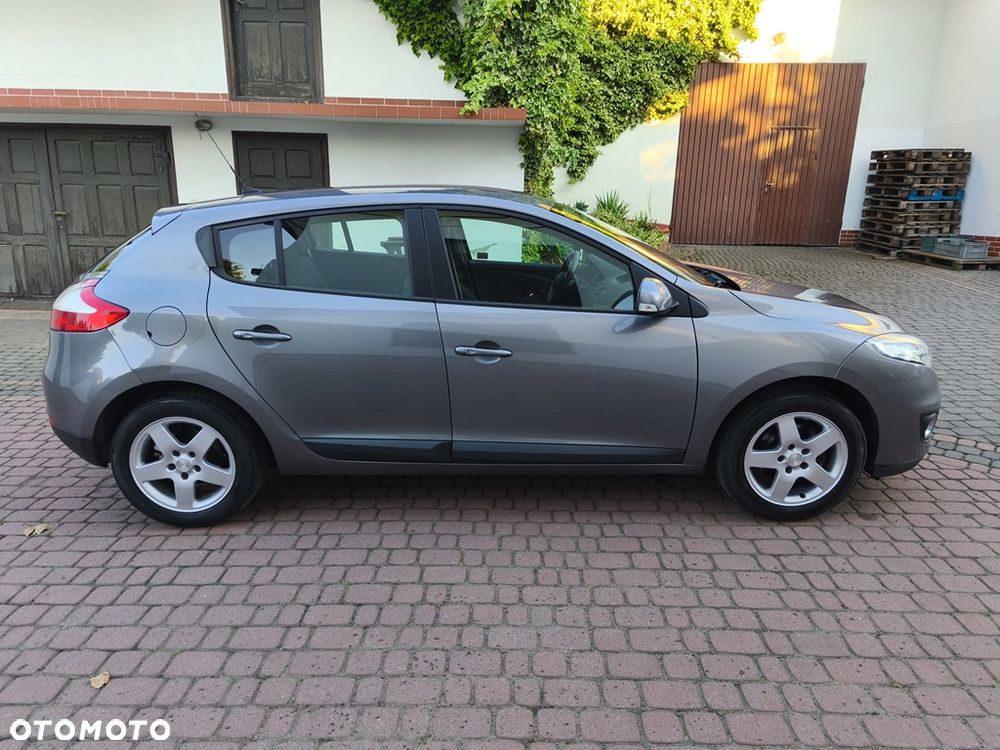 Renault Megane 1.6 16V 110 TomTom Edition - 8