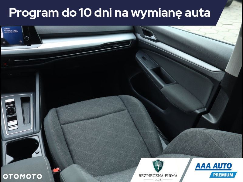 Volkswagen Golf Variant - 10